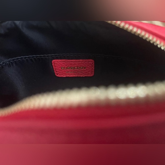 Burberry Camera Bag - Picture 7 of 13